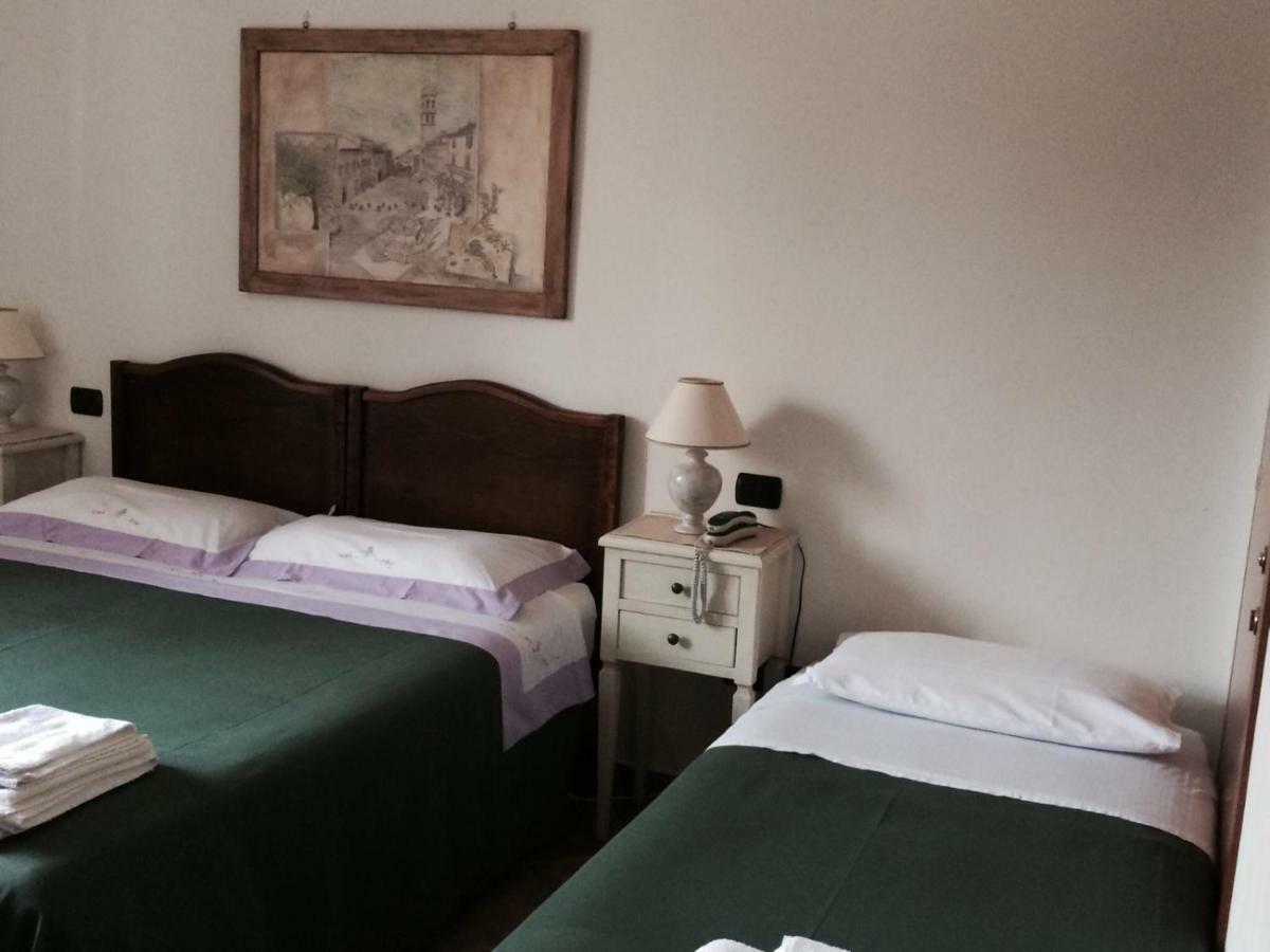 Bed & Breakfast Al Pian D'Assisi Bagian luar foto