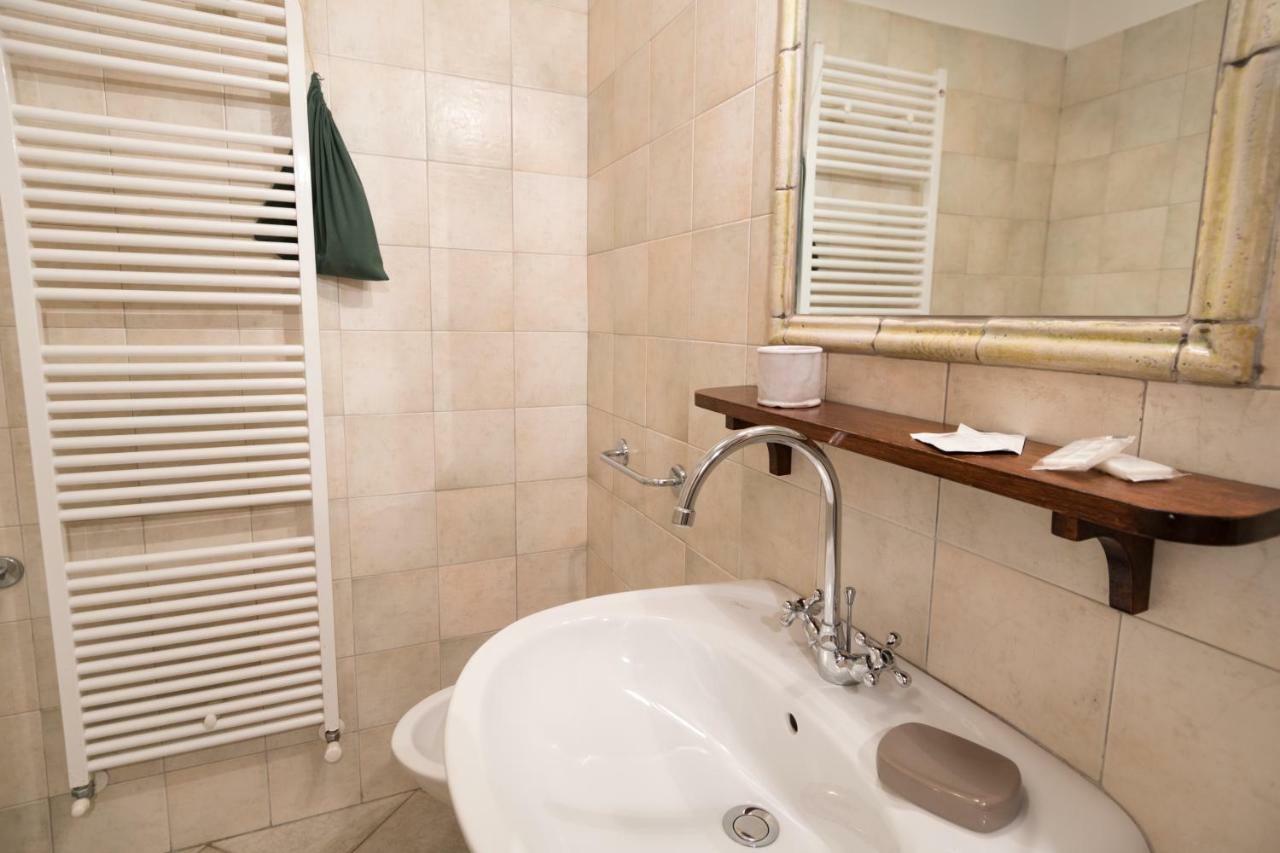 Bed & Breakfast Al Pian D'Assisi Bagian luar foto