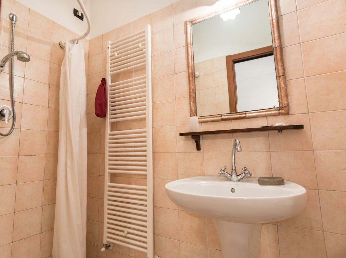 Bed & Breakfast Al Pian D'Assisi Bagian luar foto