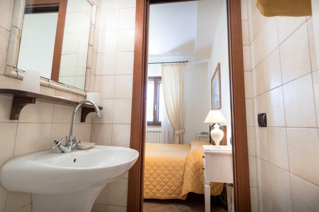 Bed & Breakfast Al Pian D'Assisi Bagian luar foto