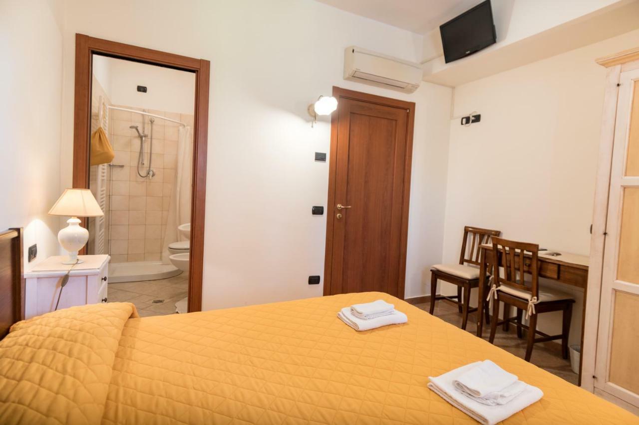 Bed & Breakfast Al Pian D'Assisi Bagian luar foto