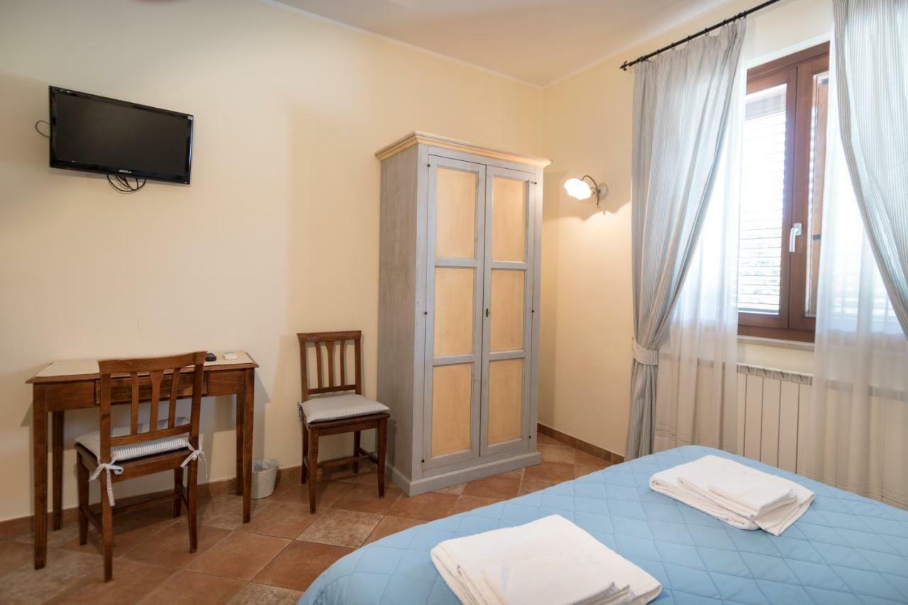 Bed & Breakfast Al Pian D'Assisi Bagian luar foto