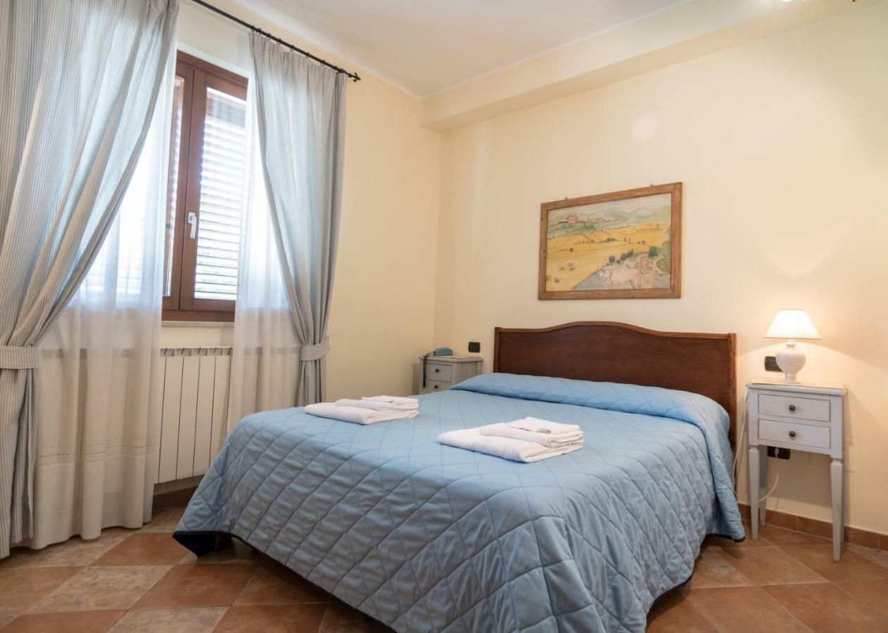 Bed & Breakfast Al Pian D'Assisi Bagian luar foto