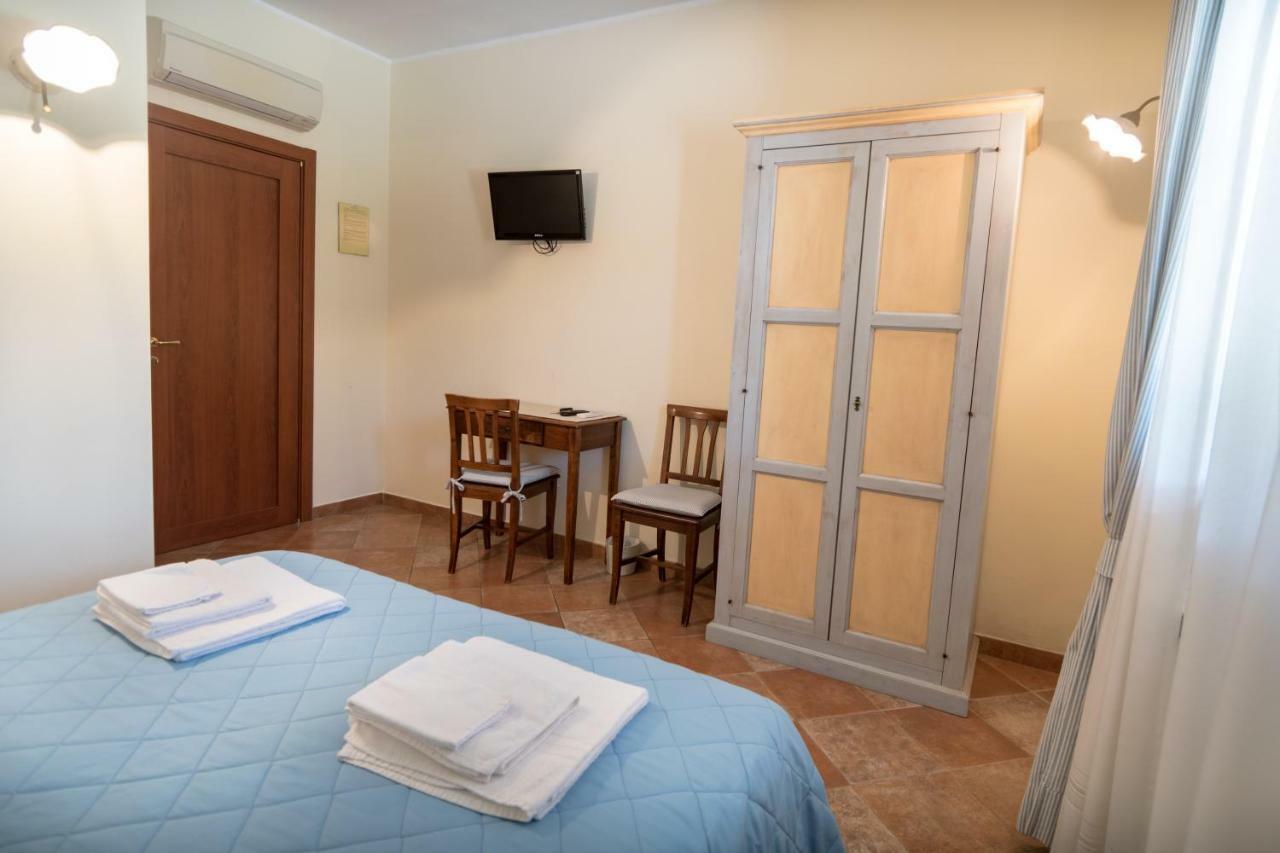Bed & Breakfast Al Pian D'Assisi Bagian luar foto