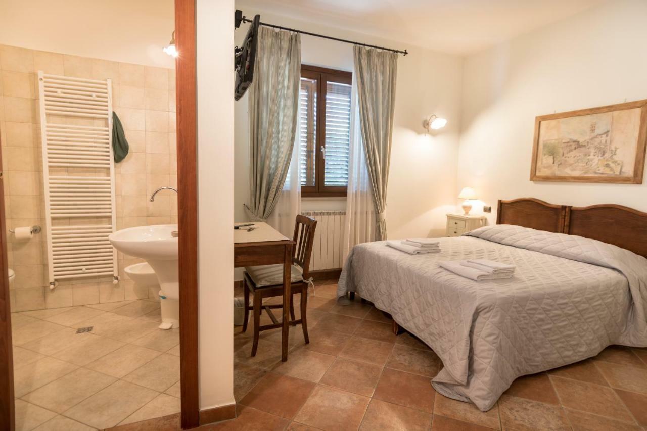 Bed & Breakfast Al Pian D'Assisi Bagian luar foto